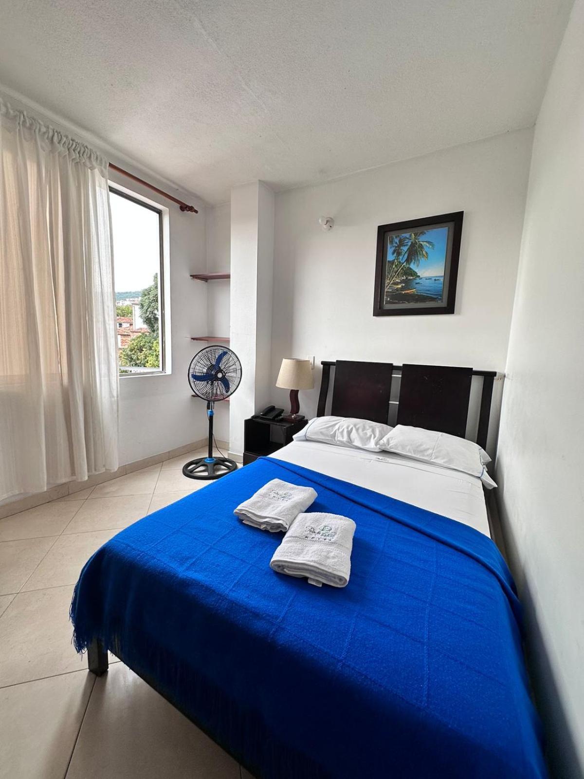 Hotel Puerto Bahia San Gil Εξωτερικό φωτογραφία